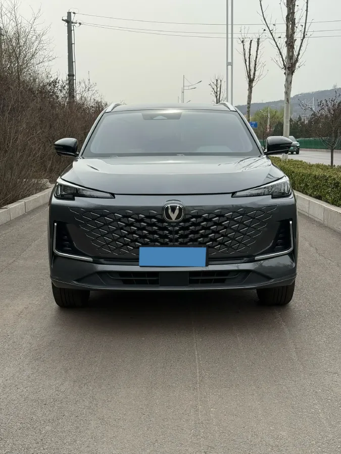 2024 ChangAn CS55 Plus 1.5T 188HP L4 7DCT,autocango,china used car exporter,china ev exporter,chinese used car exporter,chinese used ev exporter