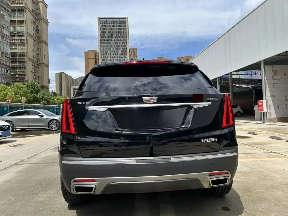 2021 Cadillac XT5 2.0T 237HP L4 9AT,autocango,china used car exporter,china ev exporter,chinese used car exporter,chinese used ev exporter