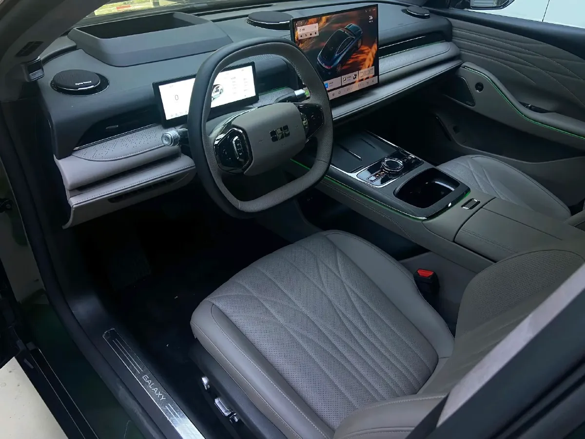 2025 Geely Galaxy Starshine 8 1.5L 112HP L4 1DHT PHEV,autocango,china used car exporter,china ev exporter,chinese used car exporter,chinese used ev exporter