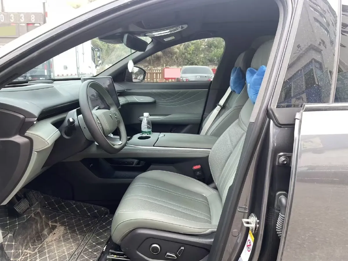 2025 Deepal S07 REEV 98HP REEV 31.73KWH,autocango,china used car exporter,china ev exporter,chinese used car exporter,chinese used ev exporter