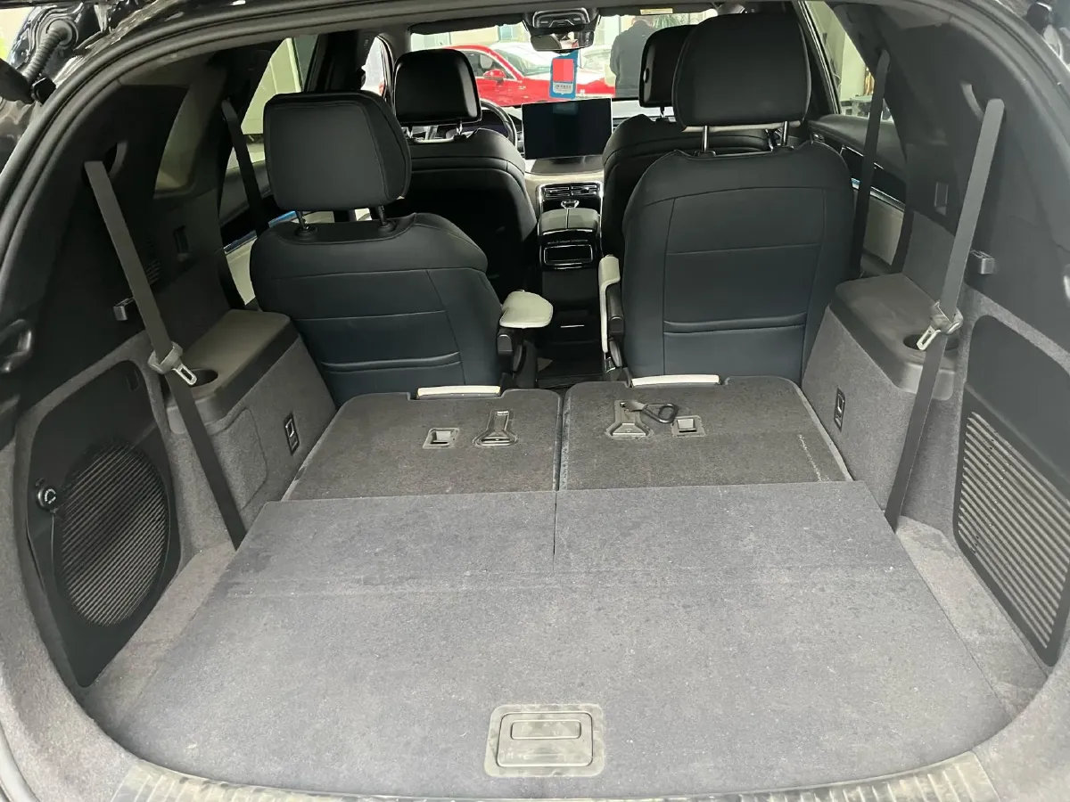 2022 Roewe iMAX8 BEV 90KWH,autocango,china used car exporter,china ev exporter,chinese used car exporter,chinese used ev exporter