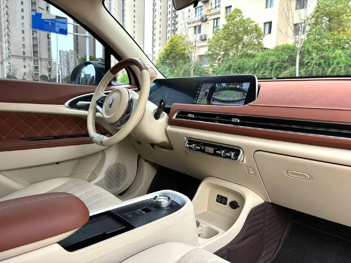 2022 ChangAn CS75 Plus 1.5T 178HP L4 6AT,autocango,china used car exporter,china ev exporter,chinese used car exporter,chinese used ev exporter