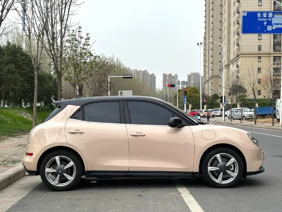 2022 ChangAn CS75 Plus 1.5T 178HP L4 6AT,autocango,china used car exporter,china ev exporter,chinese used car exporter,chinese used ev exporter