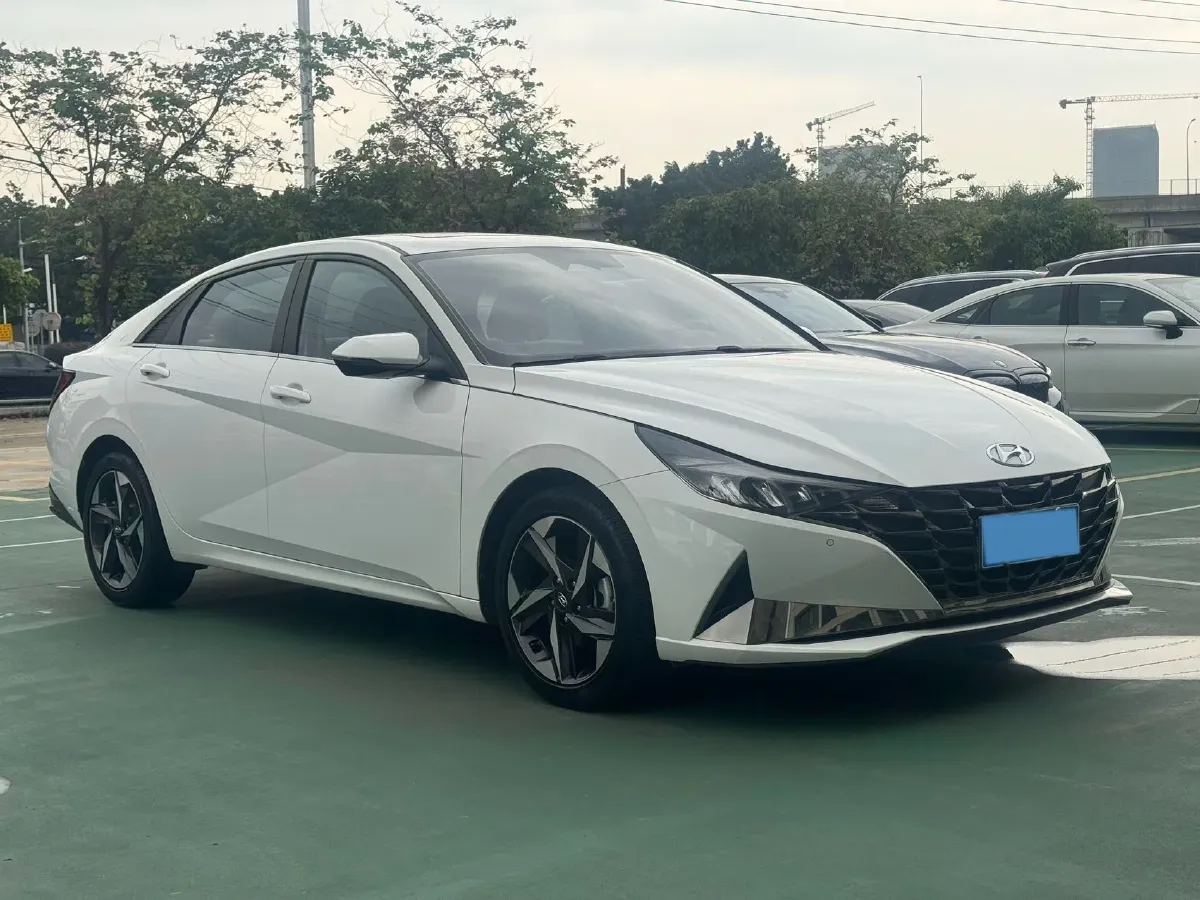 2022 Hyundai Elantra 1.5L 115HP L4 CVT,autocango,china used car exporter,china ev exporter,chinese used car exporter,chinese used ev exporter