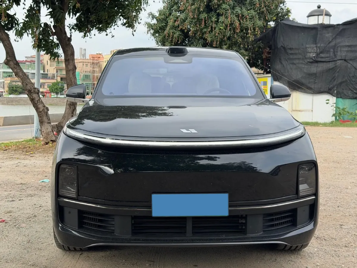 2024 Li L9 Range Extended 154HP REEV 52.3KWH,autocango,china used car exporter,china ev exporter,chinese used car exporter,chinese used ev exporter