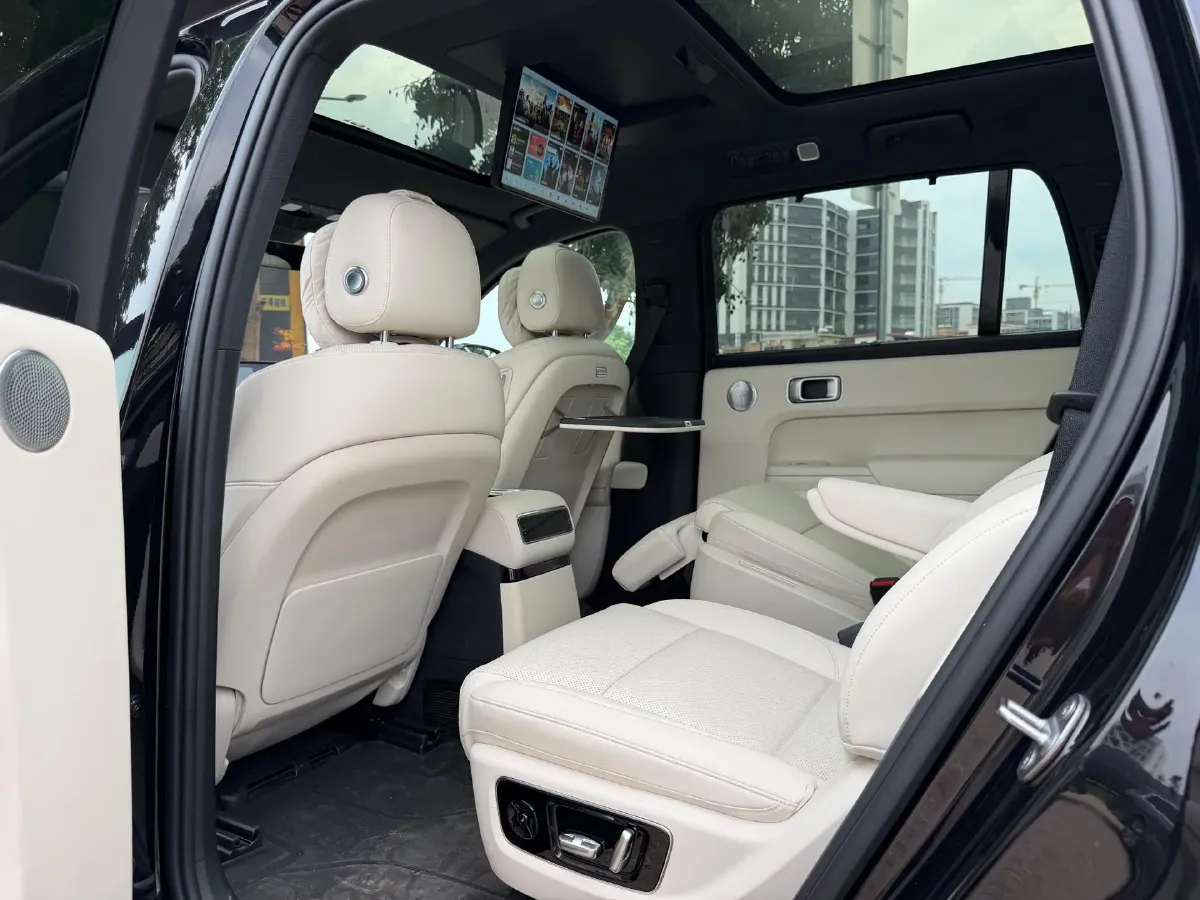 2024 Li L9 Range Extended 154HP REEV 52.3KWH,autocango,china used car exporter,china ev exporter,chinese used car exporter,chinese used ev exporter