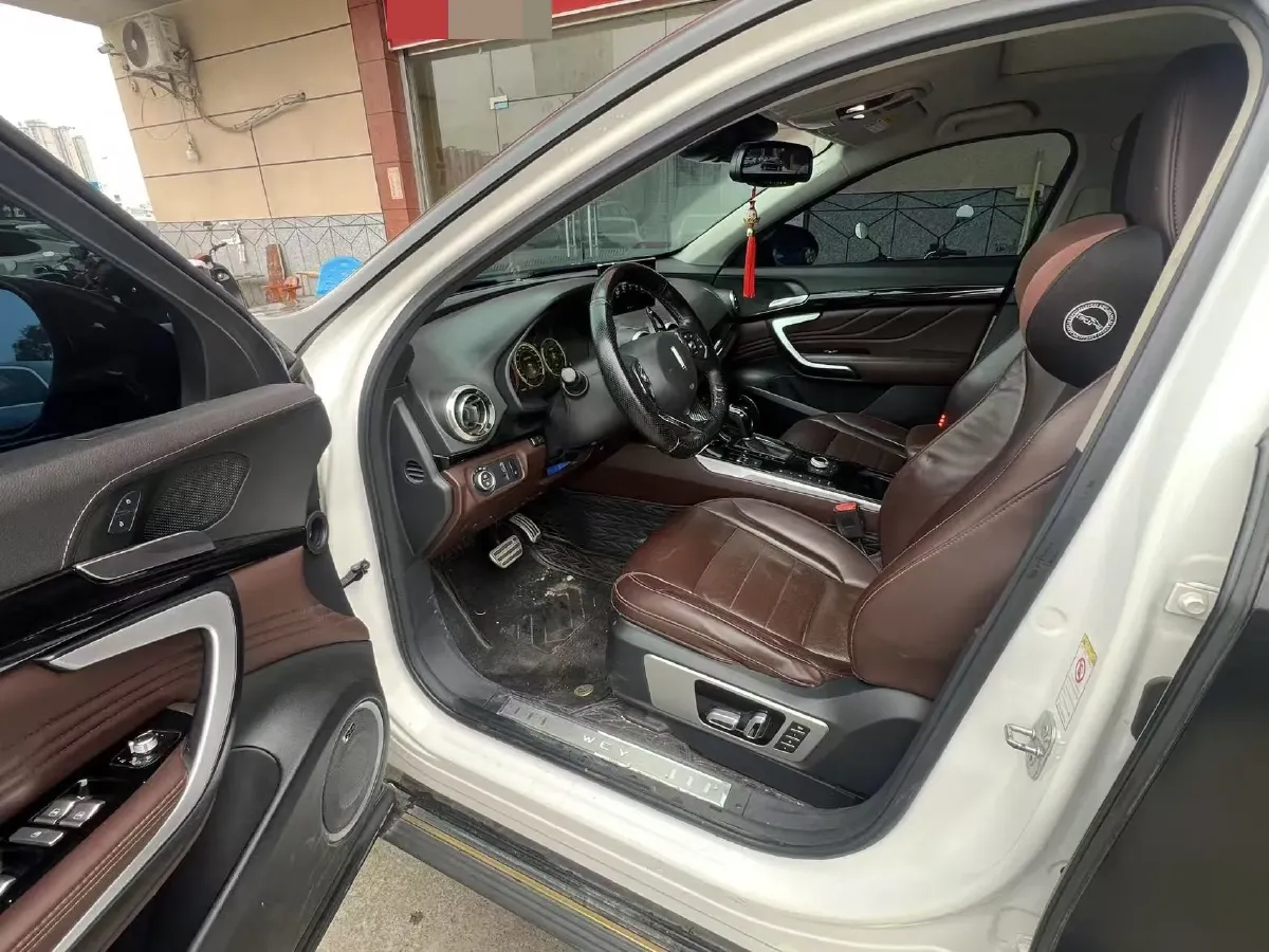 2017 WEY VV7 2.0T 234HP L4 7DCT,autocango,china used car exporter,china ev exporter,chinese used car exporter,chinese used ev exporter