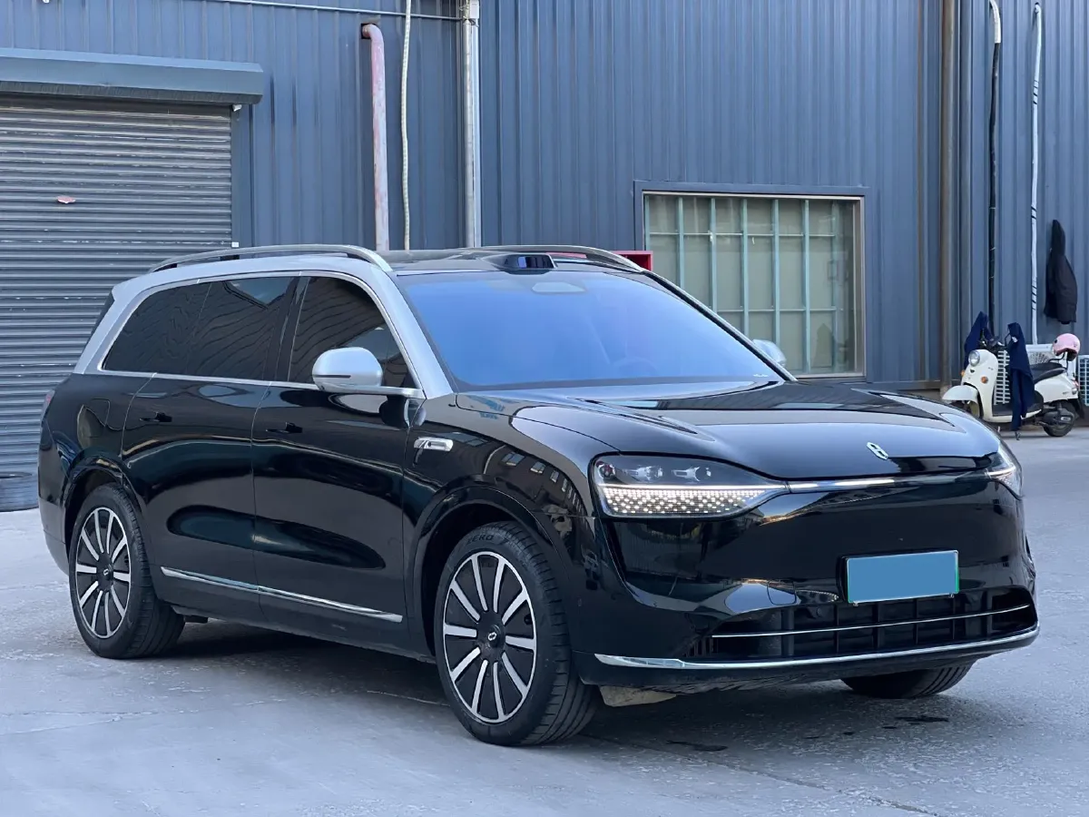 2025 AITO AITO M9 REEV 160HP REEV 52KWH,autocango,china used car exporter,china ev exporter,chinese used car exporter,chinese used ev exporter