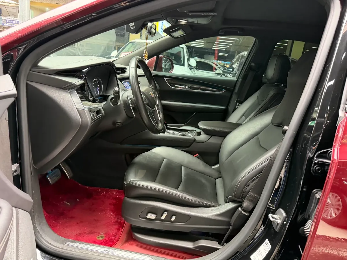 2021 Cadillac XT5 2.0T 237HP L4 9AT,autocango,china used car exporter,china ev exporter,chinese used car exporter,chinese used ev exporter