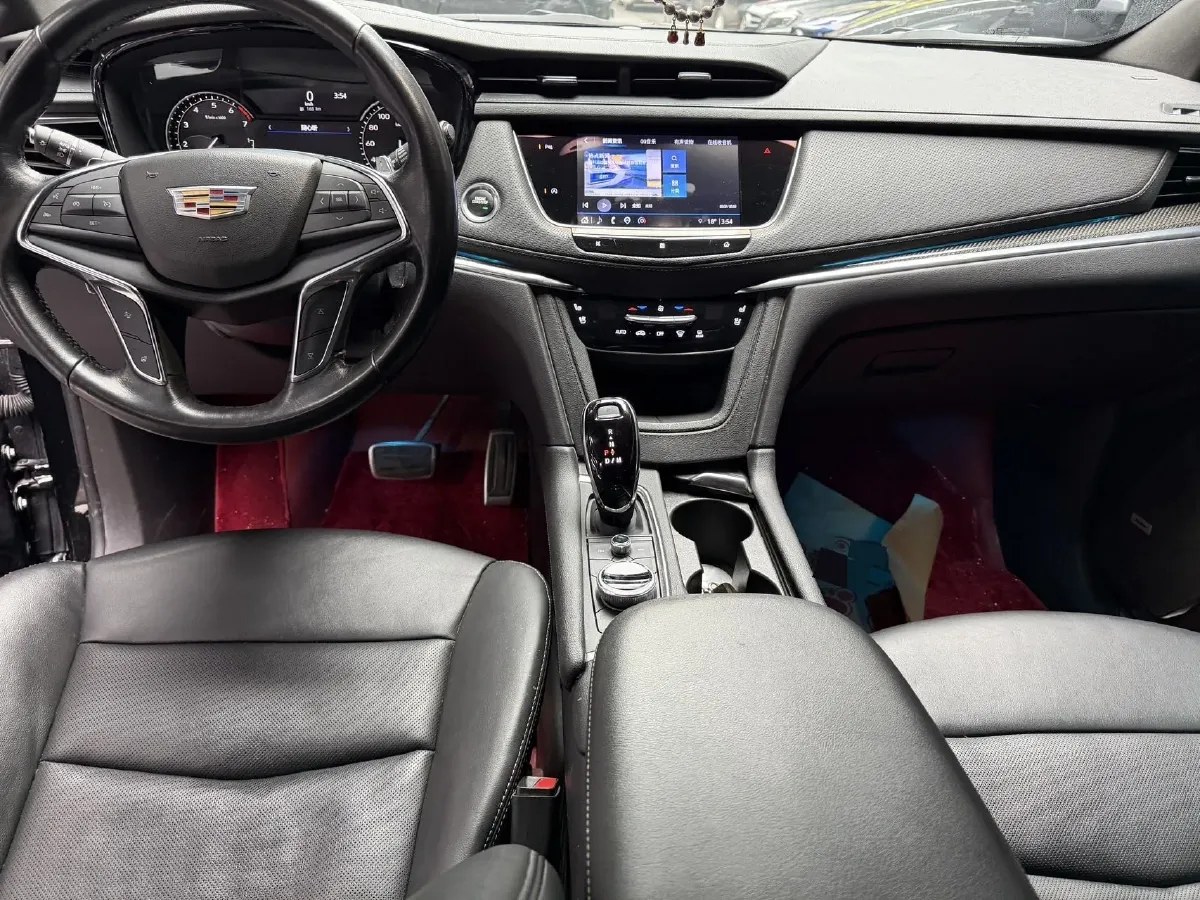 2021 Cadillac XT5 2.0T 237HP L4 9AT,autocango,china used car exporter,china ev exporter,chinese used car exporter,chinese used ev exporter