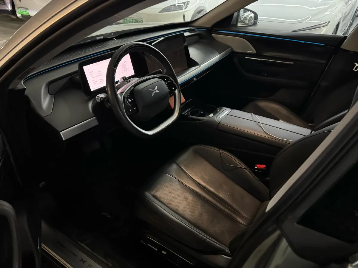 2020 DS 7 1.6T 215HP L4 8AT,autocango,china used car exporter,china ev exporter,chinese used car exporter,chinese used ev exporter