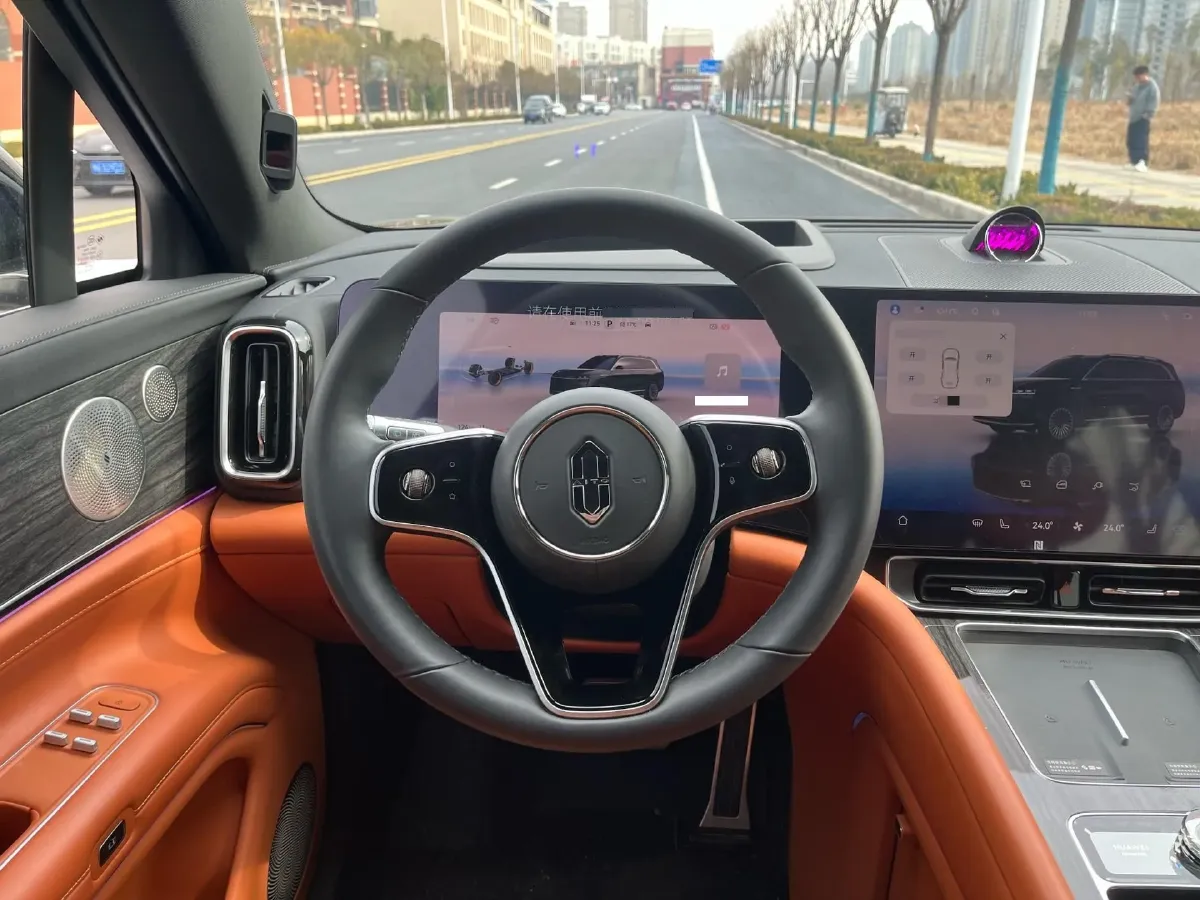 2024 AITO AITO M9 1.5T 152HP L4 REEV 42KWH,autocango,china used car exporter,china ev exporter,chinese used car exporter,chinese used ev exporter