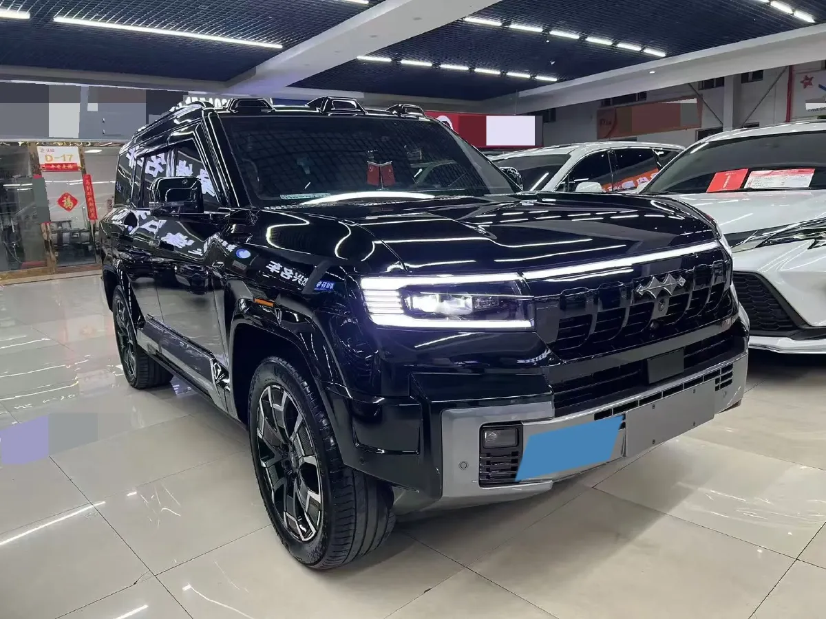 2025 FangChengBao Bao 8 2.0T 245HP L4 E-CVT PHEV 36.8KWH,autocango,china used car exporter,china ev exporter,chinese used car exporter,chinese used ev exporter