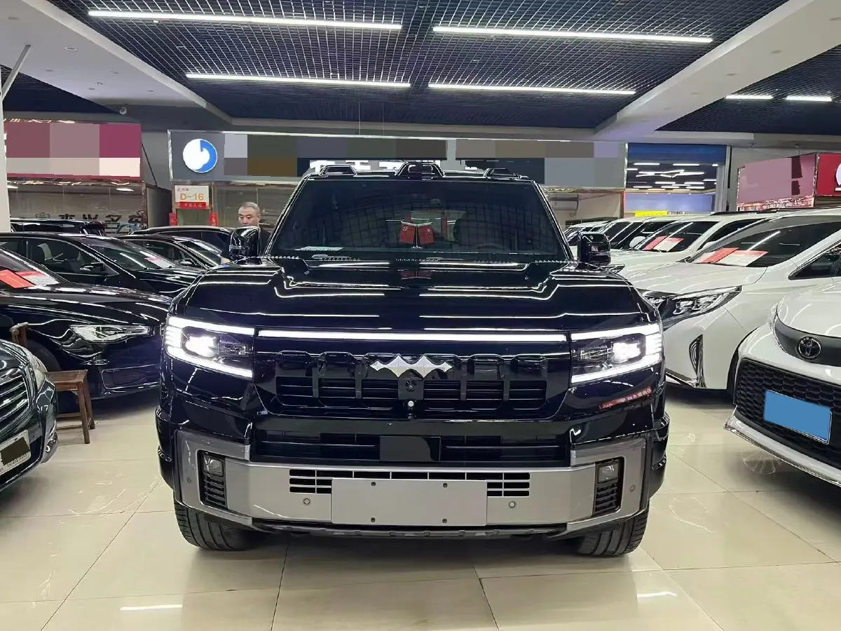 2025 FangChengBao Bao 8 2.0T 245HP L4 E-CVT PHEV 36.8KWH,autocango,china used car exporter,china ev exporter,chinese used car exporter,chinese used ev exporter