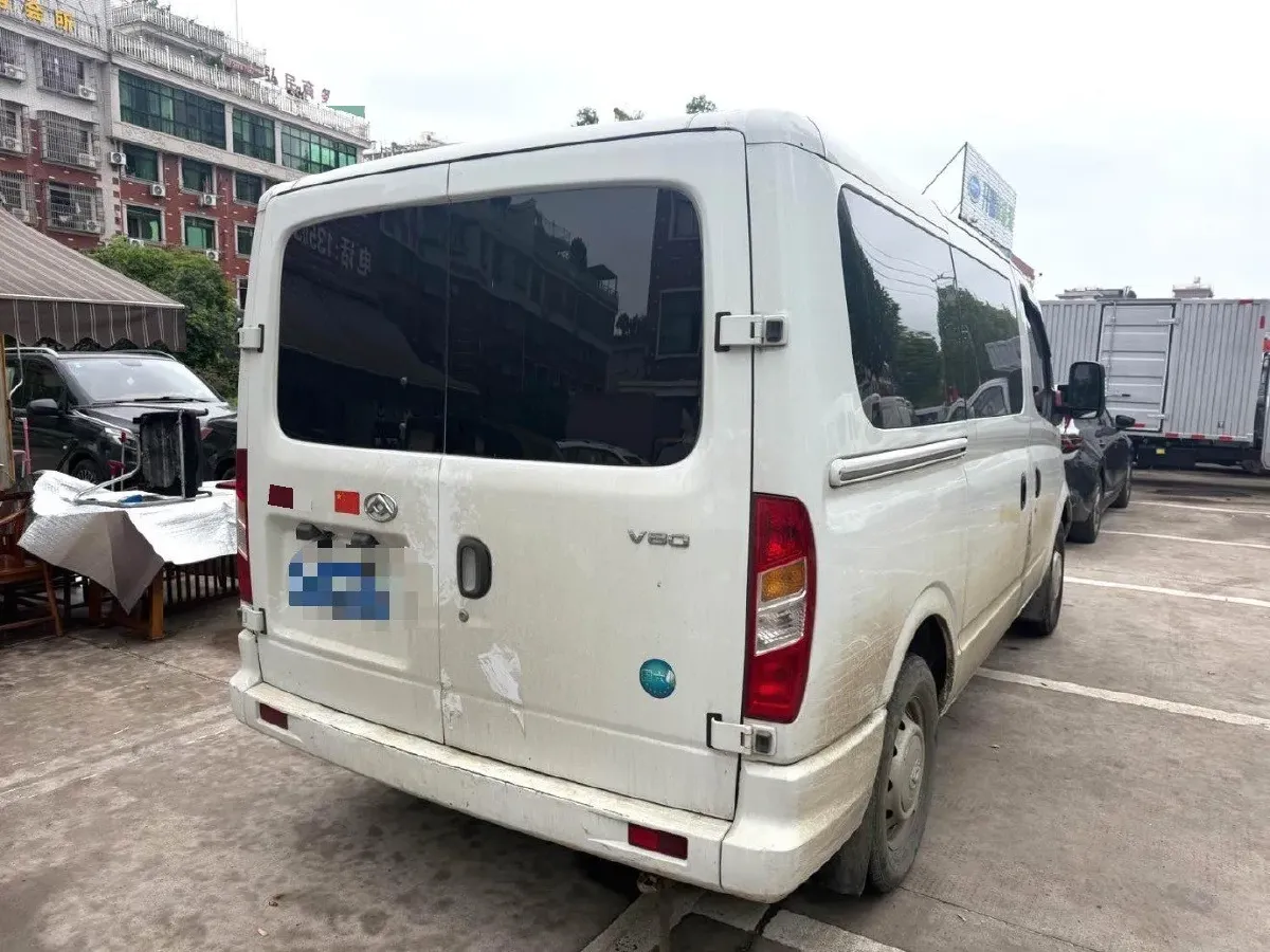 2021 MAXUS XinTu V80 2.0T 139HP L4 6MT,autocango,china used car exporter,china ev exporter,chinese used car exporter,chinese used ev exporter