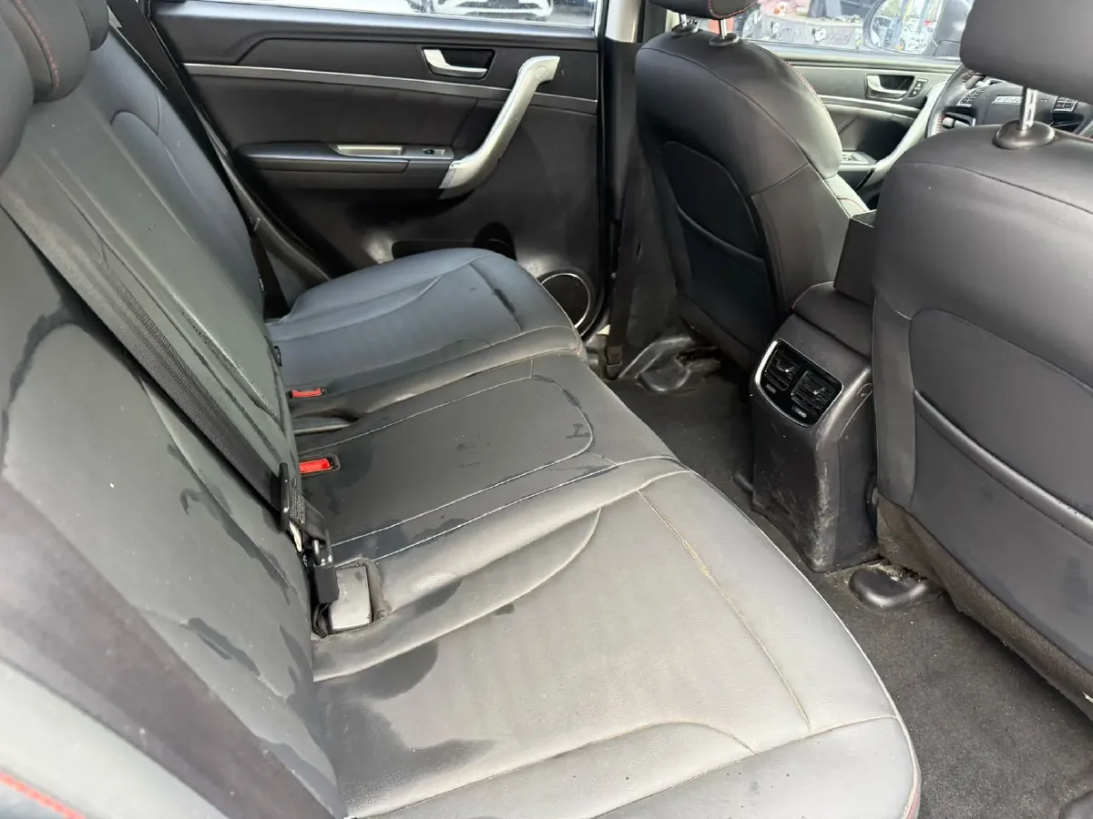 2018 Haval M6 1.5T 150HP L4 6MT,autocango,china used car exporter,china ev exporter,chinese used car exporter,chinese used ev exporter