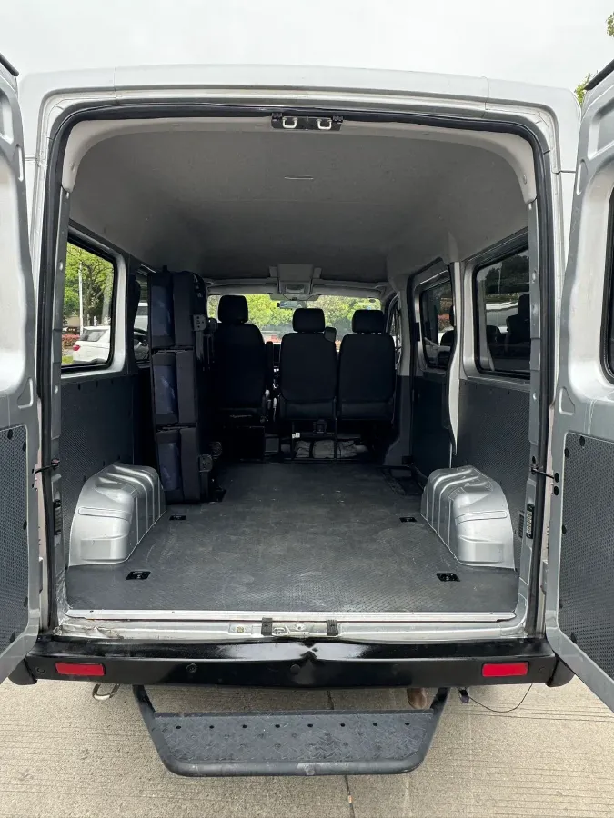 2023 DongFeng DFAC YuFeng 2.0T 136HP L4 7DCT,autocango,china used car exporter,china ev exporter,chinese used car exporter,chinese used ev exporter