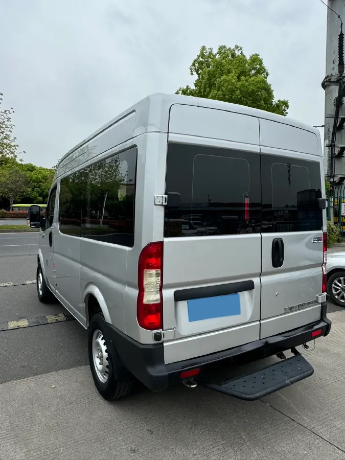 2023 DongFeng DFAC YuFeng 2.0T 136HP L4 7DCT,autocango,china used car exporter,china ev exporter,chinese used car exporter,chinese used ev exporter