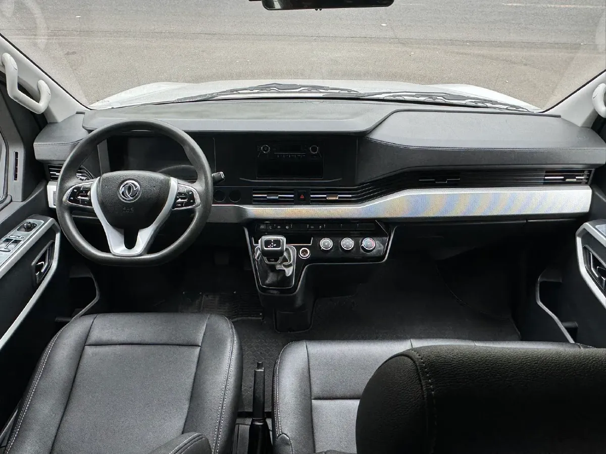 2023 DongFeng DFAC YuFeng 2.0T 136HP L4 7DCT,autocango,china used car exporter,china ev exporter,chinese used car exporter,chinese used ev exporter