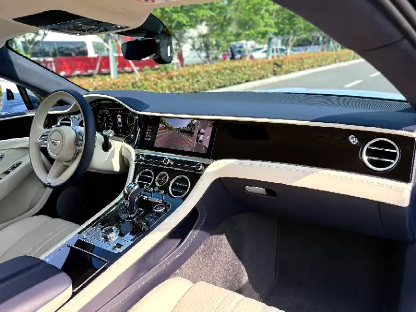 2024 Bentley Continental 4.0T 549HP V8 8DCT,autocango,china used car exporter,china ev exporter,chinese used car exporter,chinese used ev exporter