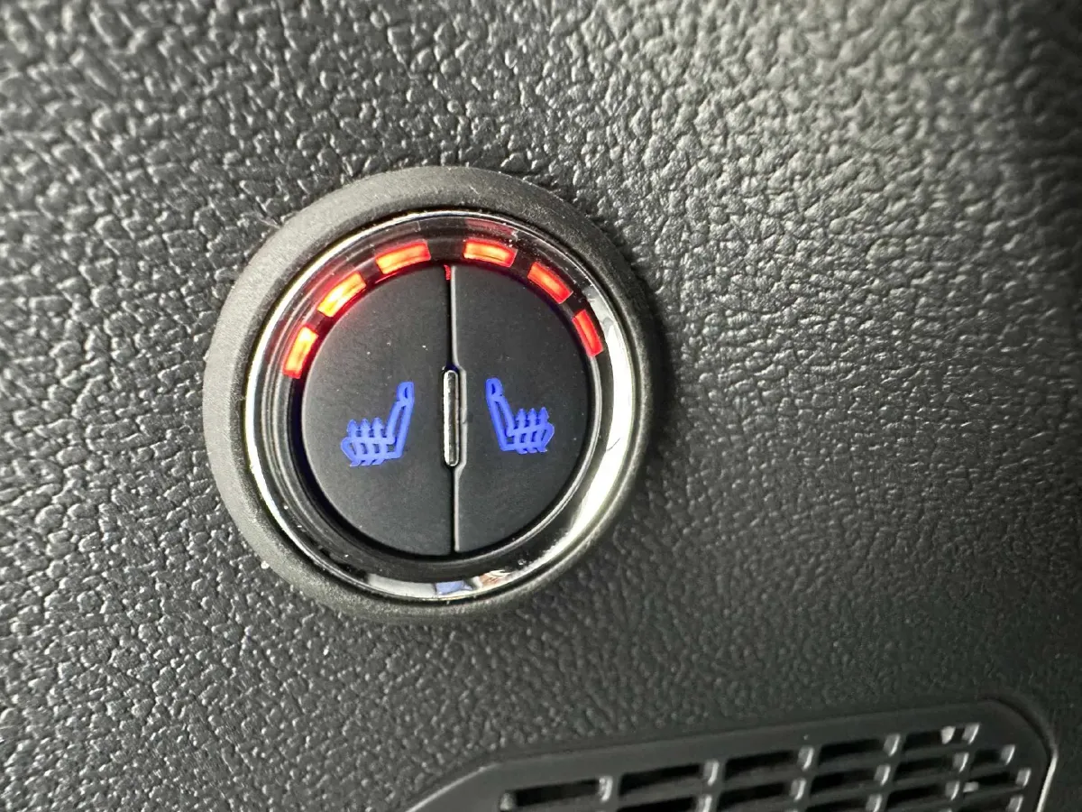 2023 Haval H6 1.5T 150HP L4 7DCT,autocango,china used car exporter,china ev exporter,chinese used car exporter,chinese used ev exporter