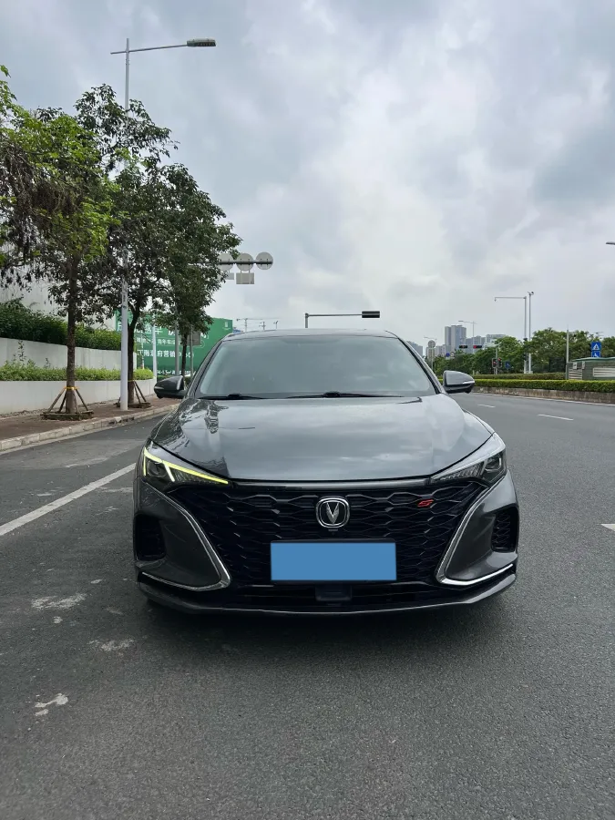 2021 ChangAn Eado 1.4T 160HP L4 7DCT,autocango,china used car exporter,china ev exporter,chinese used car exporter,chinese used ev exporter