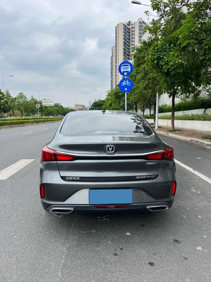 2021 ChangAn Eado 1.4T 160HP L4 7DCT,autocango,china used car exporter,china ev exporter,chinese used car exporter,chinese used ev exporter