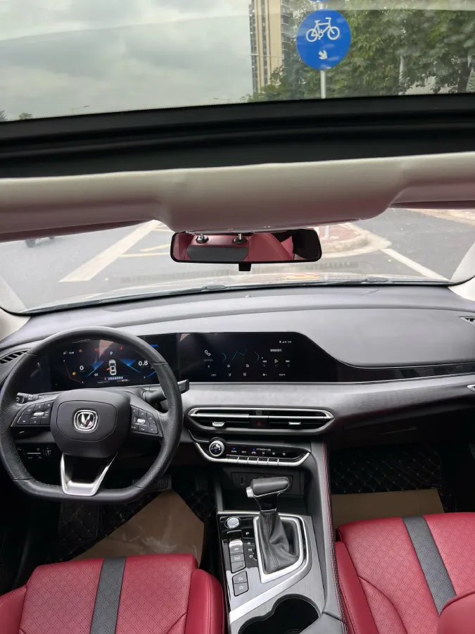 2021 ChangAn Eado 1.4T 160HP L4 7DCT,autocango,china used car exporter,china ev exporter,chinese used car exporter,chinese used ev exporter