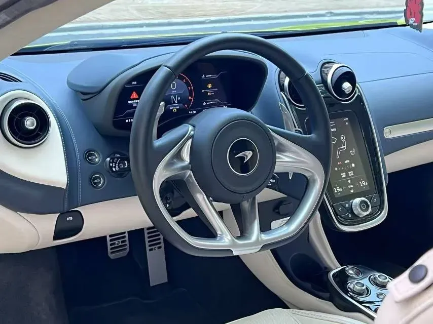 2023 McLaren GT 4.0T 620HP V8 7DCT,autocango,china used car exporter,china ev exporter,chinese used car exporter,chinese used ev exporter