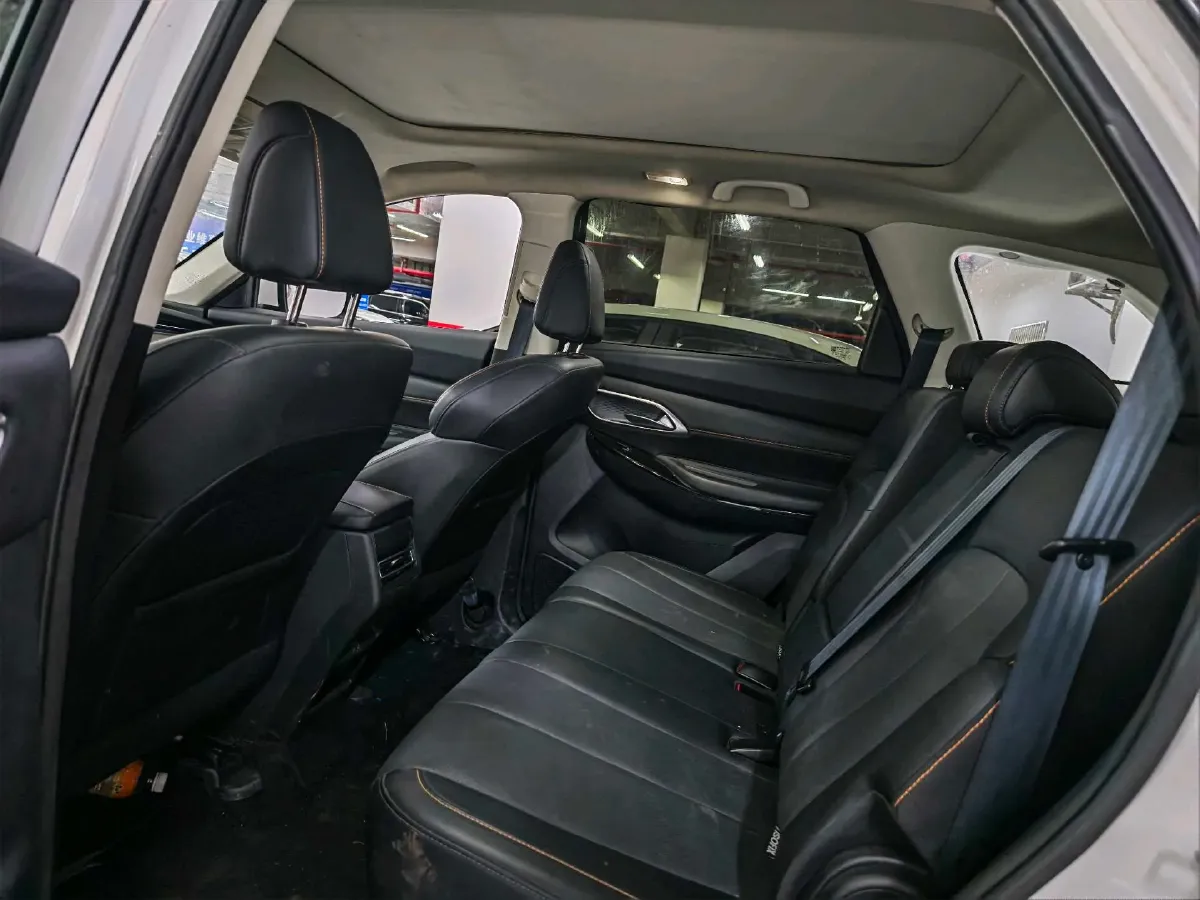 2024 ChangAn X7 PLUS 1.5T 188HP L4 7DCT,autocango,china used car exporter,china ev exporter,chinese used car exporter,chinese used ev exporter