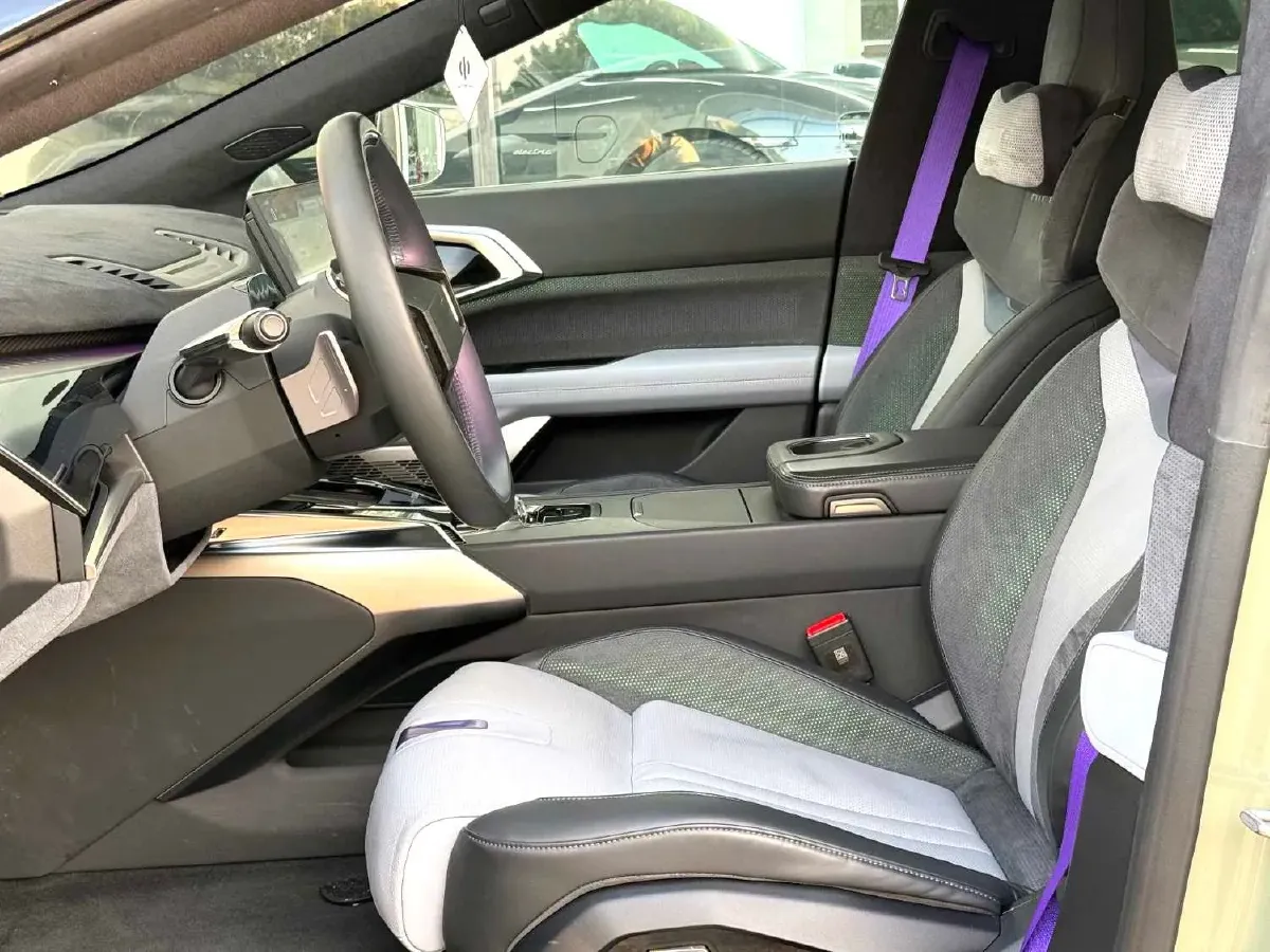 2023 HiPhi Z BEV 120KWH,autocango,china used car exporter,china ev exporter,chinese used car exporter,chinese used ev exporter