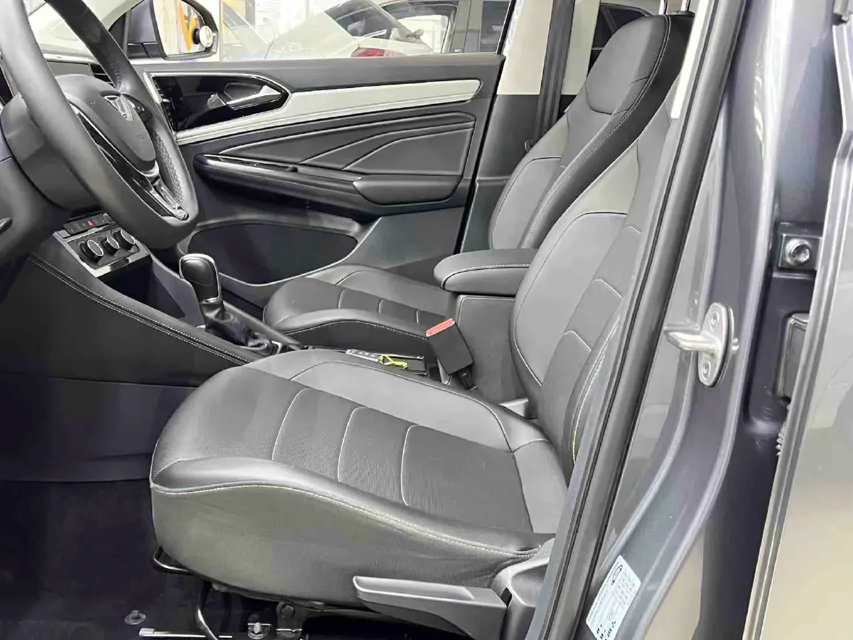 2022 Jetta VS5 1.4T 150HP L4 6AT,autocango,china used car exporter,china ev exporter,chinese used car exporter,chinese used ev exporter