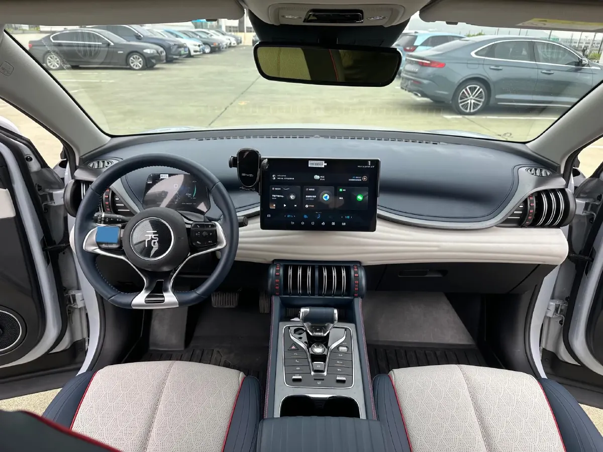 2022 Foton Grand General G7 2.0T 238HP L4 8AT,autocango,china used car exporter,china ev exporter,chinese used car exporter,chinese used ev exporter