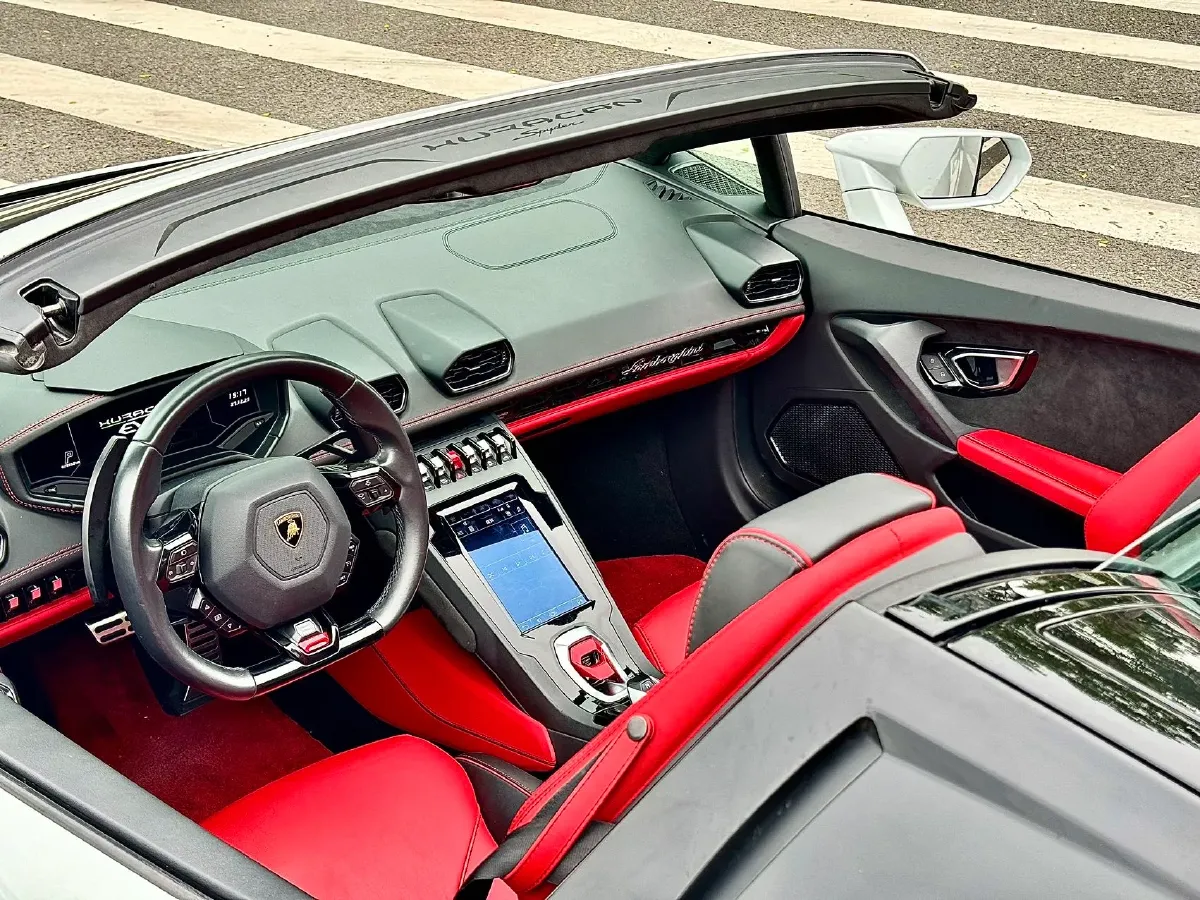 2019 Lamborghini Huracán 5.2L 640HP V10 7DCT,autocango,china used car exporter,china ev exporter,chinese used car exporter,chinese used ev exporter