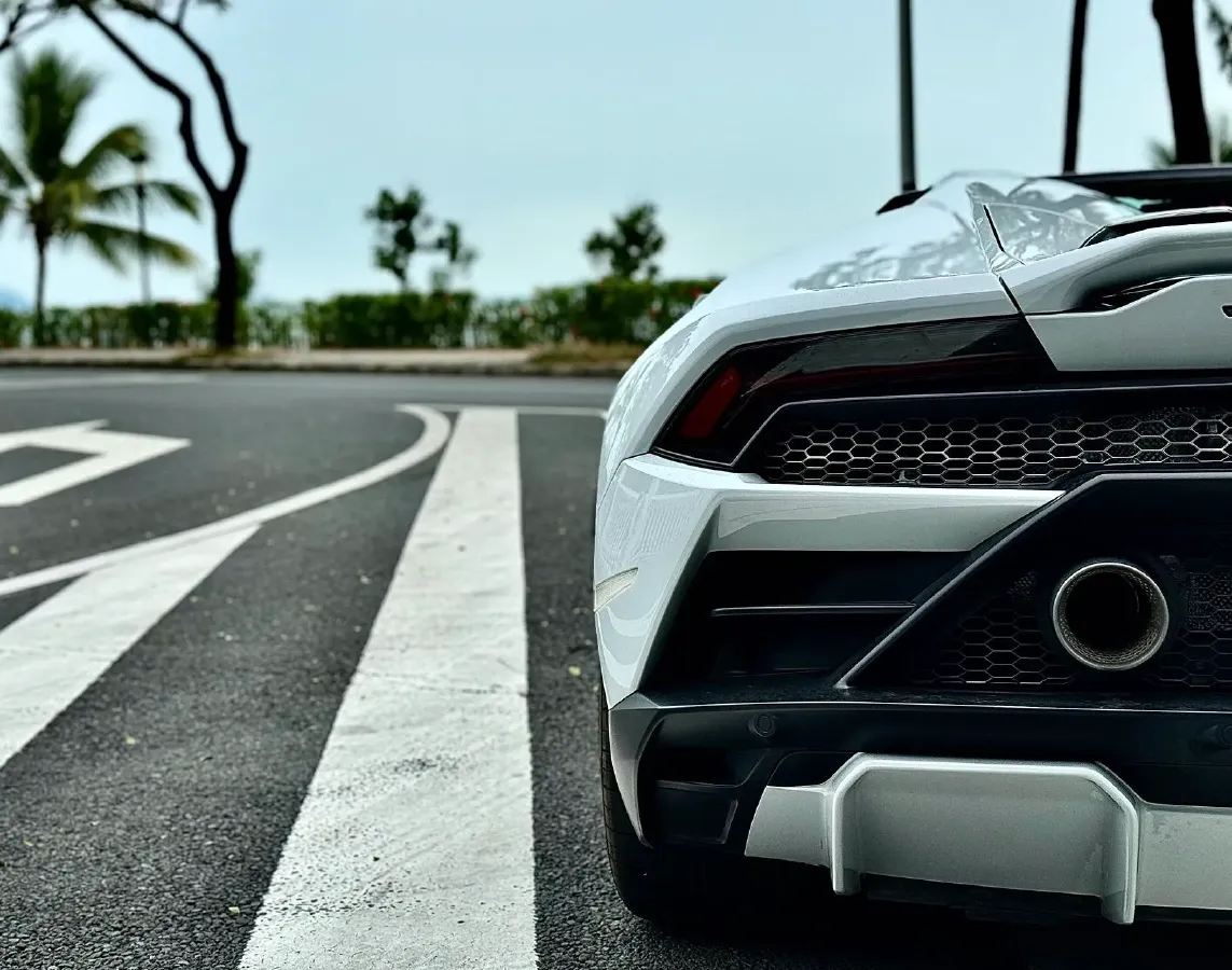 2019 Lamborghini Huracán 5.2L 640HP V10 7DCT,autocango,china used car exporter,china ev exporter,chinese used car exporter,chinese used ev exporter