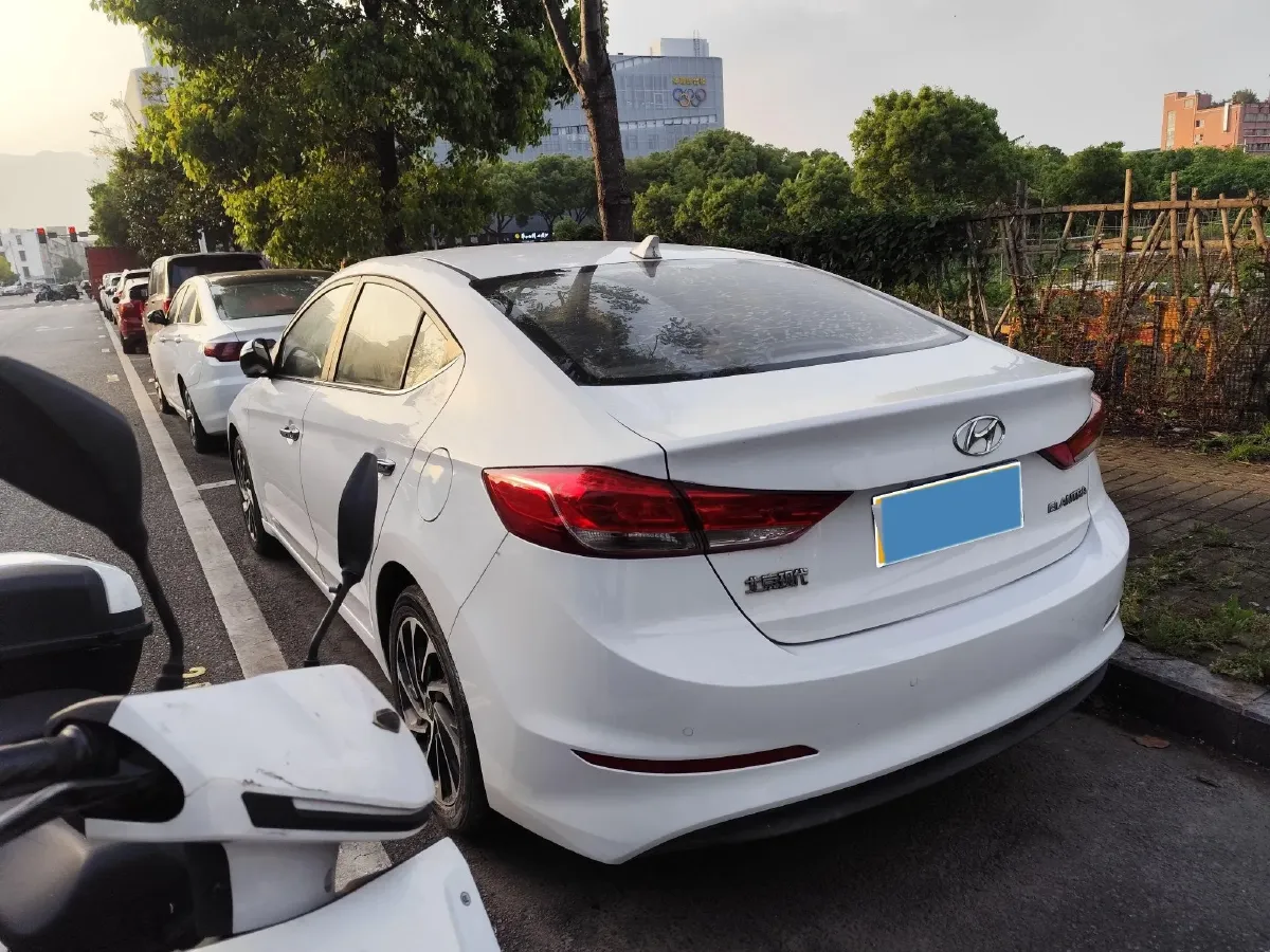 2020 Hyundai Elantra 1.5L 115HP L4 CVT,autocango,china used car exporter,china ev exporter,chinese used car exporter,chinese used ev exporter
