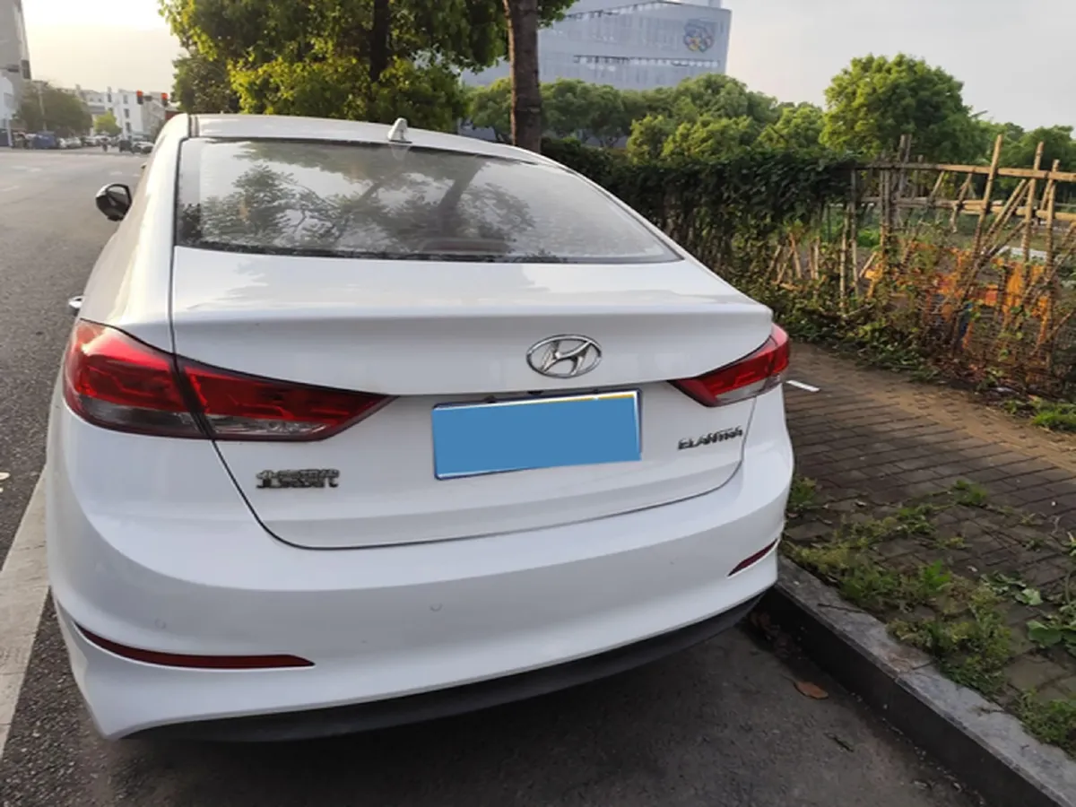2020 Hyundai Elantra 1.5L 115HP L4 CVT,autocango,china used car exporter,china ev exporter,chinese used car exporter,chinese used ev exporter
