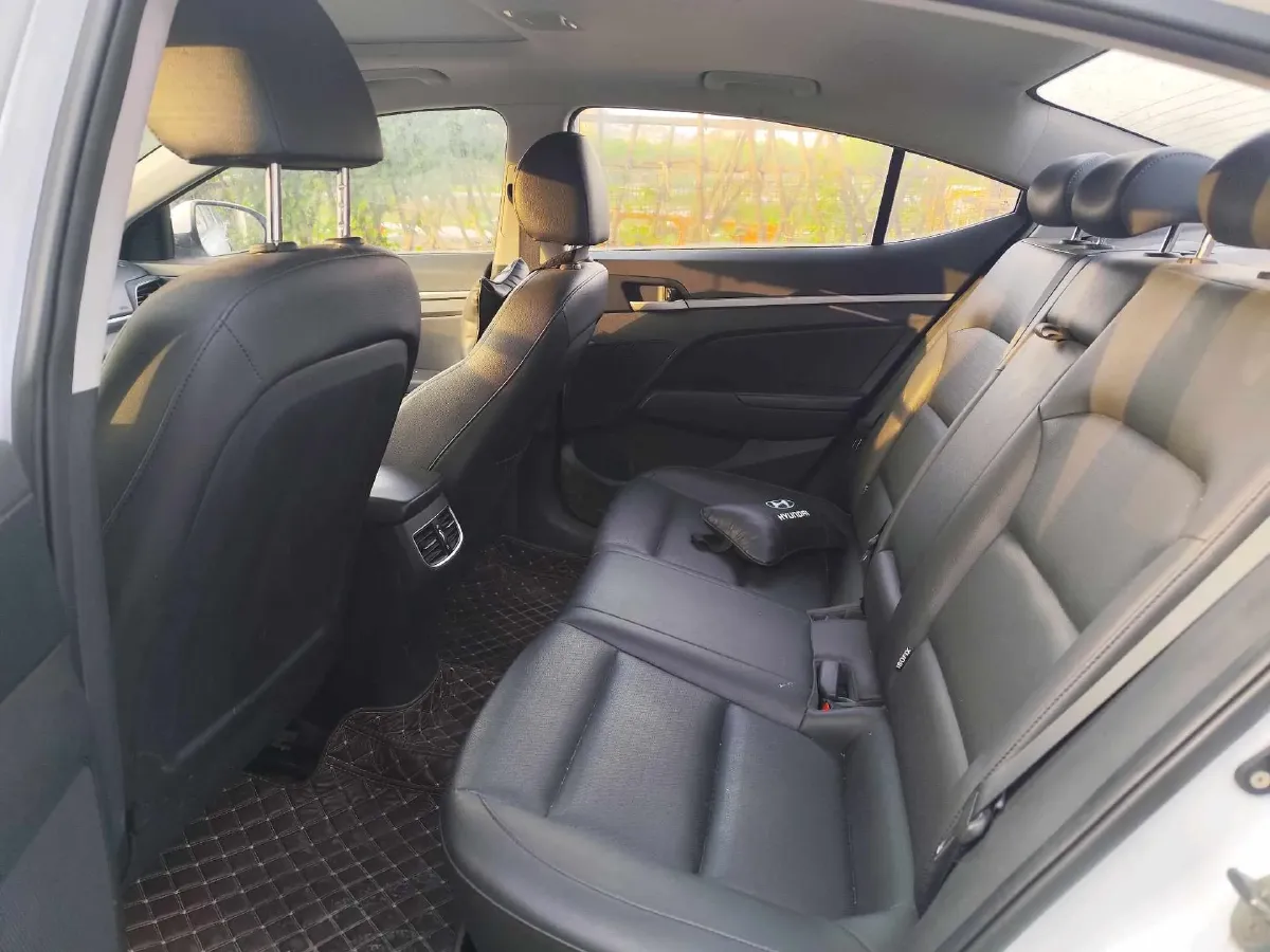 2020 Hyundai Elantra 1.5L 115HP L4 CVT,autocango,china used car exporter,china ev exporter,chinese used car exporter,chinese used ev exporter