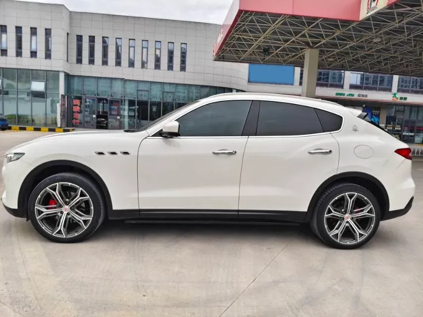 2019 Maserati Levante 3.0T 350HP V6 8AT,autocango,china used car exporter,china ev exporter,chinese used car exporter,chinese used ev exporter
