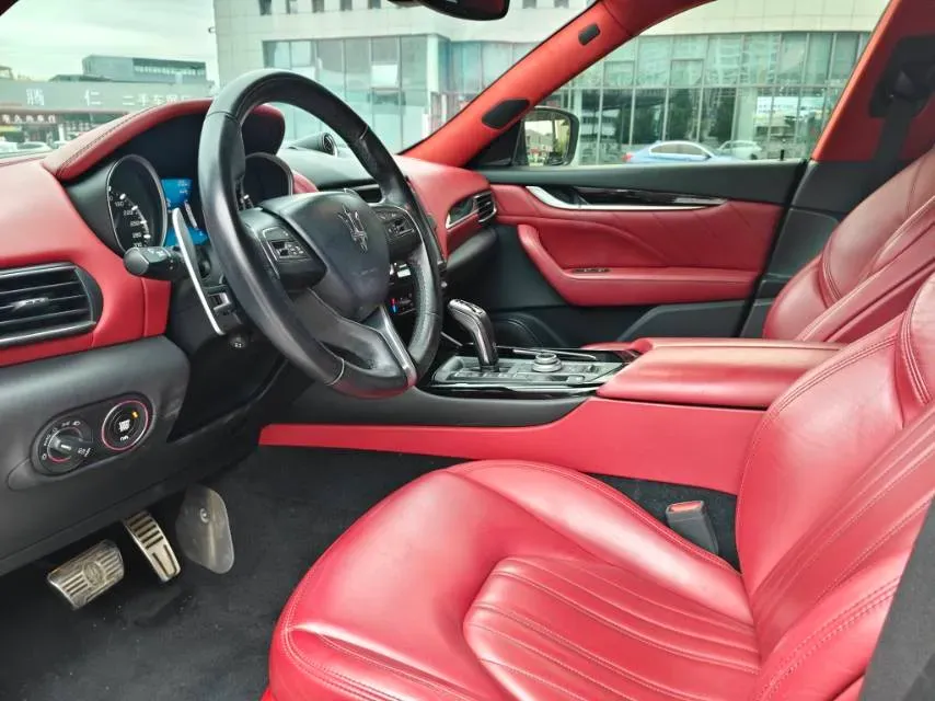2019 Maserati Levante 3.0T 350HP V6 8AT,autocango,china used car exporter,china ev exporter,chinese used car exporter,chinese used ev exporter