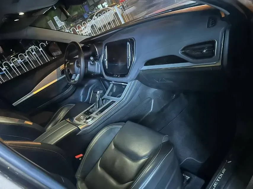 2020 Jetour X70 1.5T 156HP L4 6DCT,autocango,china used car exporter,china ev exporter,chinese used car exporter,chinese used ev exporter