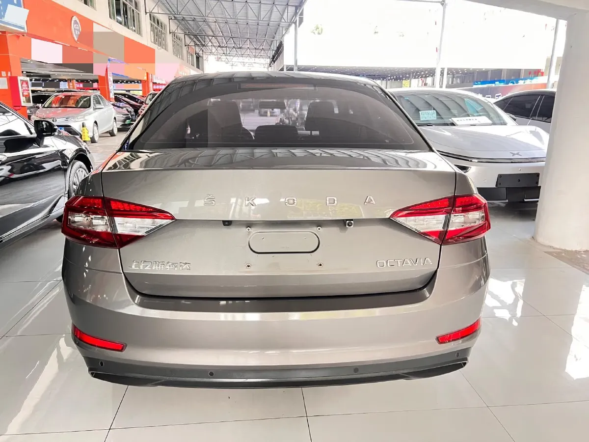2020 Skoda Octavia 1.5L 113HP L4 6AT,autocango,china used car exporter,china ev exporter,chinese used car exporter,chinese used ev exporter