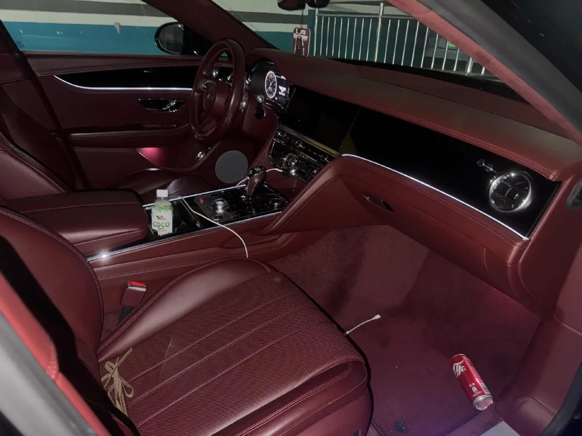 2021 Bentley Flying Spur 4.0T 550HP V8 8DCT,autocango,china used car exporter,china ev exporter,chinese used car exporter,chinese used ev exporter