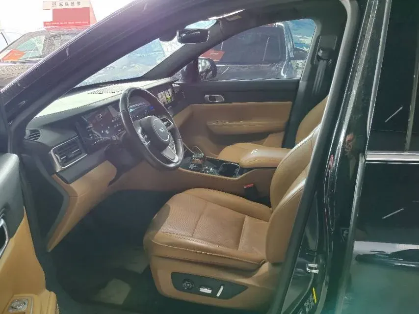 2021 Li ONE Range Extended 131HP REEV 40.5KWH,autocango,china used car exporter,china ev exporter,chinese used car exporter,chinese used ev exporter