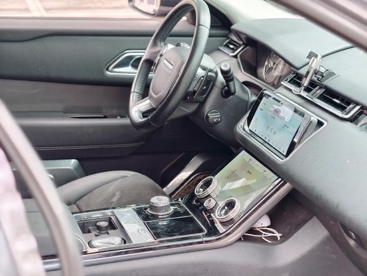 2020 Land Rover Range Rover Velar 2.0T 250HP L4 8AT,autocango,china used car exporter,china ev exporter,chinese used car exporter,chinese used ev exporter