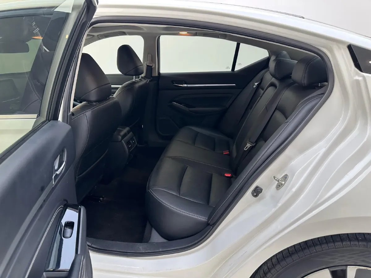 2021 Nissan Teana 2.0L 156HP L4 CVT,autocango,china used car exporter,china ev exporter,chinese used car exporter,chinese used ev exporter