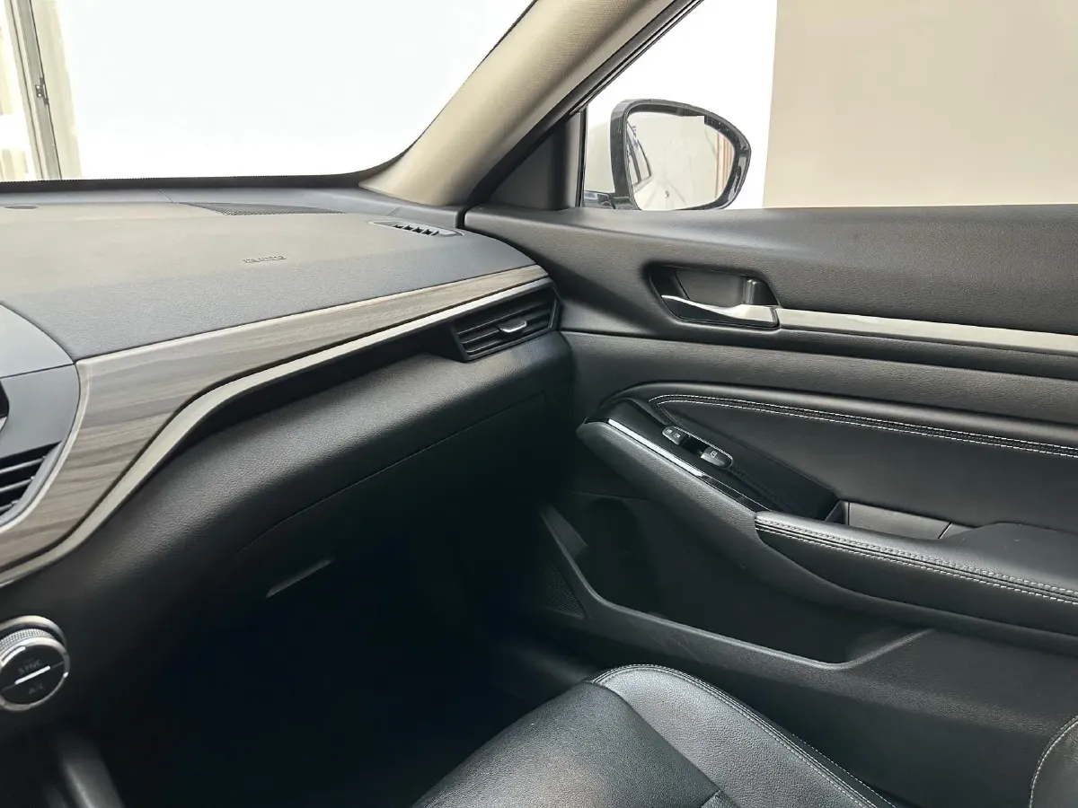 2021 Nissan Teana 2.0L 156HP L4 CVT,autocango,china used car exporter,china ev exporter,chinese used car exporter,chinese used ev exporter