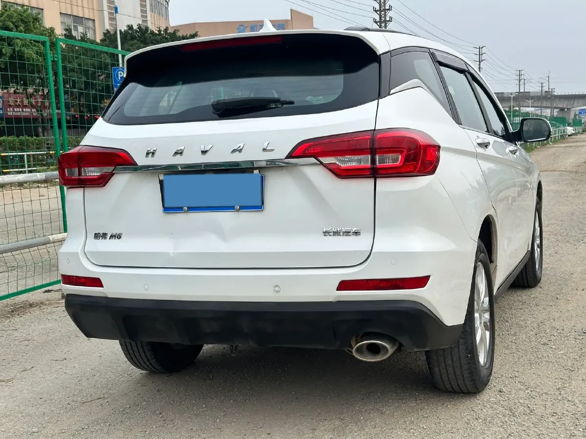 2019 Haval M6 1.5T 150HP L4 7DCT,autocango,china used car exporter,china ev exporter,chinese used car exporter,chinese used ev exporter