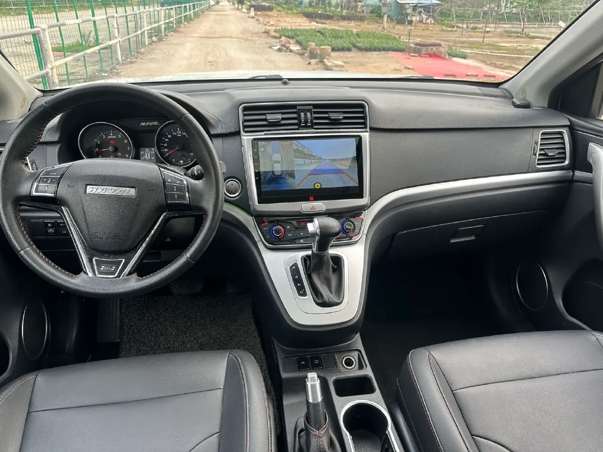 2019 Haval M6 1.5T 150HP L4 7DCT,autocango,china used car exporter,china ev exporter,chinese used car exporter,chinese used ev exporter