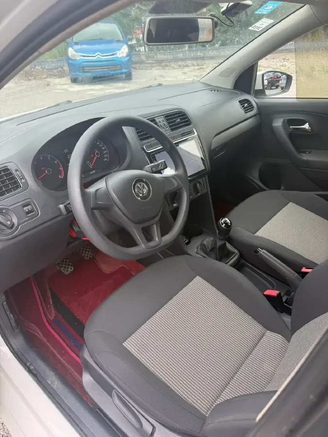 2016 Volkswagen Polo 1.4L 90HP L4 5MT,autocango,china used car exporter,china ev exporter,chinese used car exporter,chinese used ev exporter